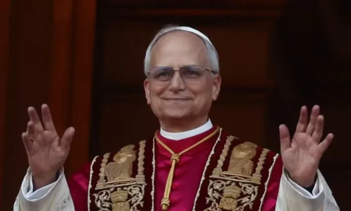 León XIV, primer papa en el Congreso español, pide desarmar el lenguaje y proteger la vida