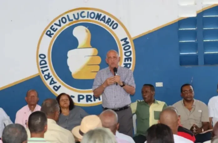 PRM en SDN socializa reforma interna y respalda plan económico del Gobierno