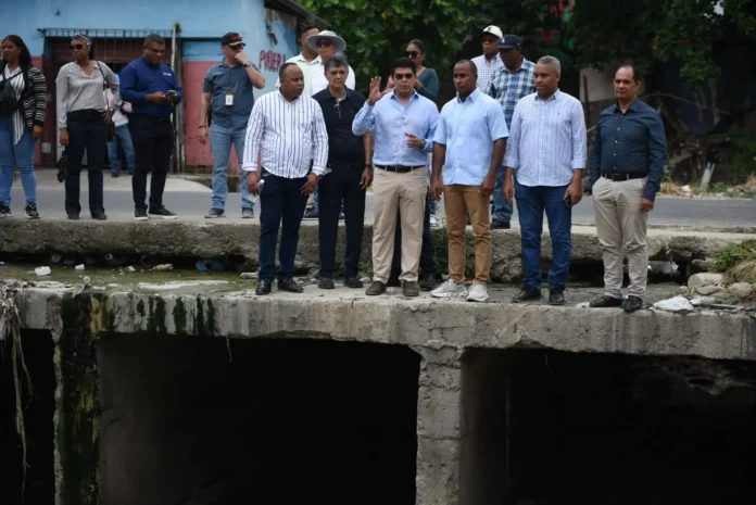 CAASD interviene redes de agua potable y alcantarillado del Gran Santo Domingo