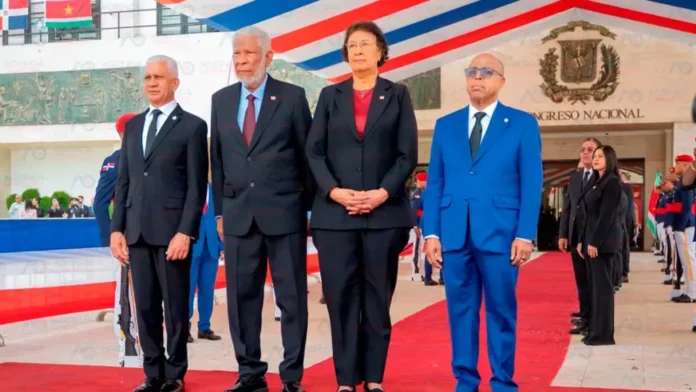 Congreso Nacional recibe a la presidenta de Surinam, Jennifer Geerlings-Simons