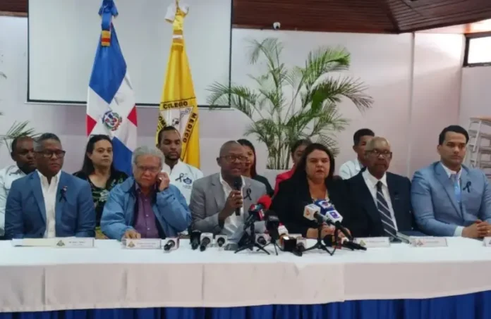 CMD ratifica paro nacional de 24 horas en respaldo a médicos detenidos en La Vega