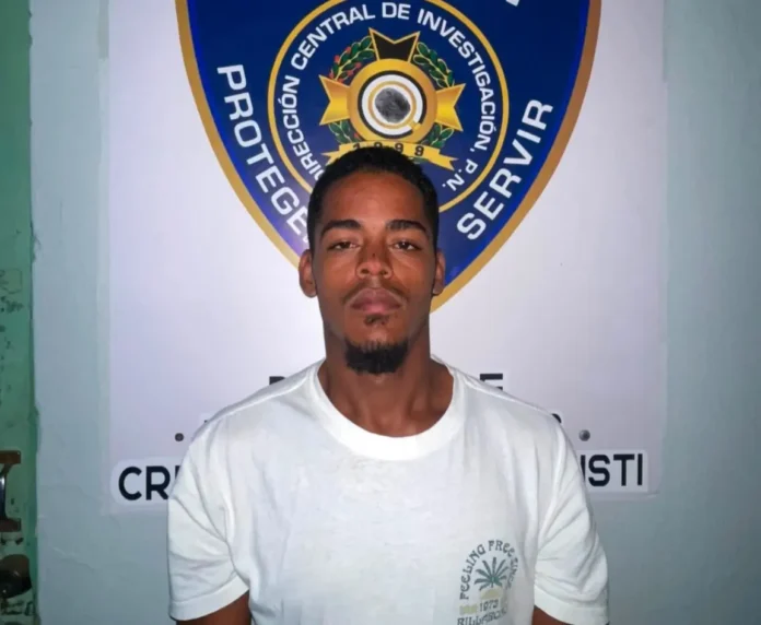 Presuntos autores de homicidios en Montecristi y La Vega se entregan tras asedio policial; ambos enfrentarán la justicia