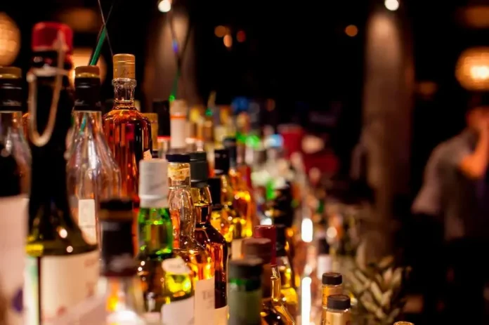 Tribunal Constitucional anula decreto que restringía horarios para venta de bebidas alcohólicas