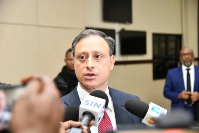 Tribunal rechaza ampliar plazo a defensa de Jean Alain para presentar incidentes