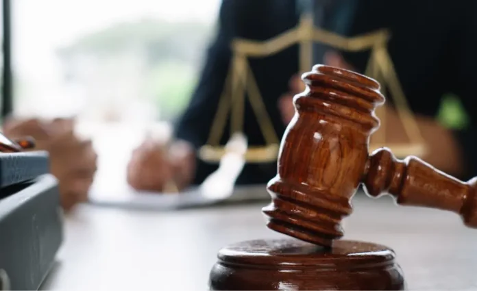 Comienza el juicio contra tres exdirectivos de una antigua cárnica alemana por 11 muertes