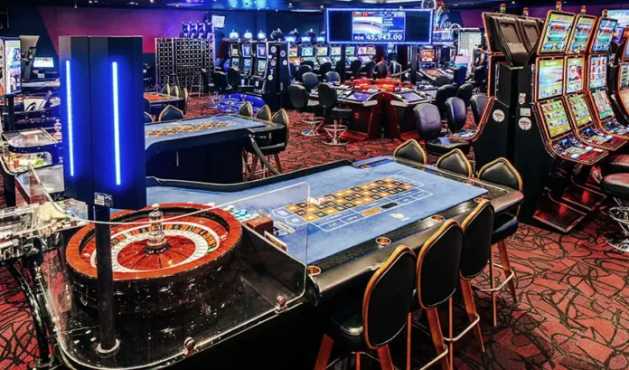 Casinos solo podrán operar en hoteles de cuatro estrellas o más, según proyecto de ley