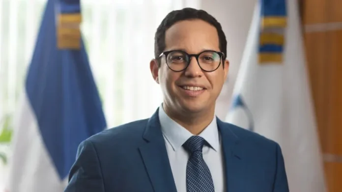 Sigmund Freund aclara que no aspira a la Secretaría de Organización del PRM